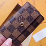 vuitton-wallet